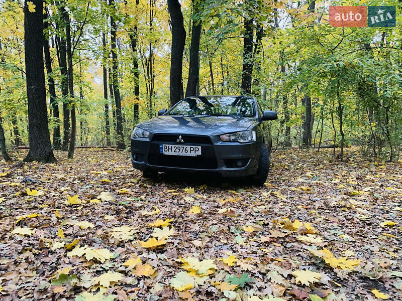 2011 mitsubishi lancer