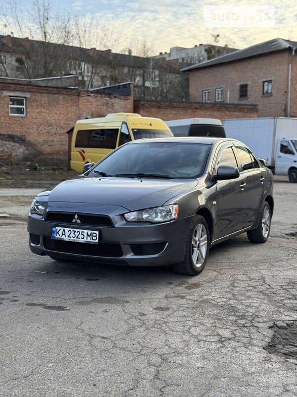 2011 mitsubishi lancer