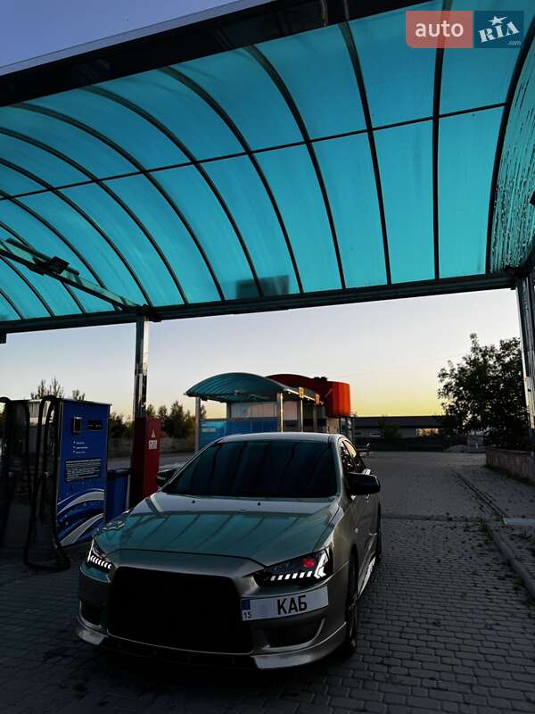 2008 mitsubishi lancer