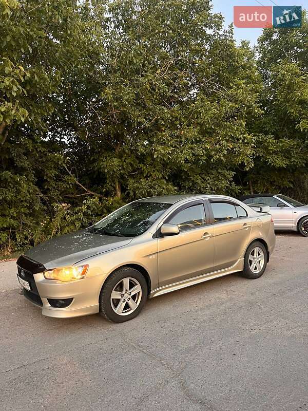 2008 mitsubishi lancer