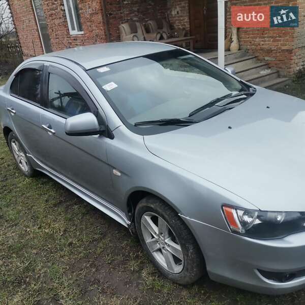 2009 mitsubishi lancer