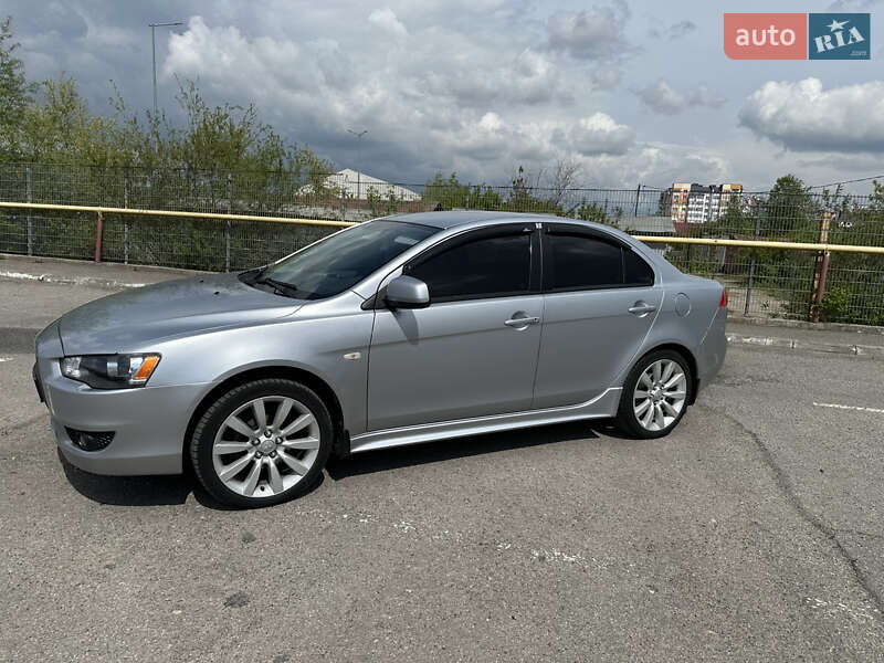 2009 mitsubishi lancer