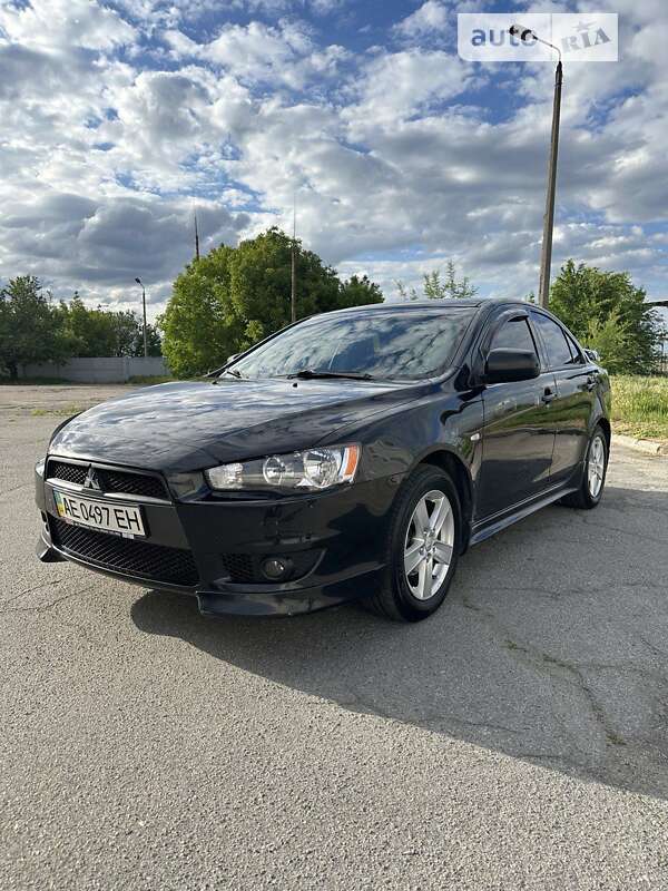 2010 mitsubishi lancer