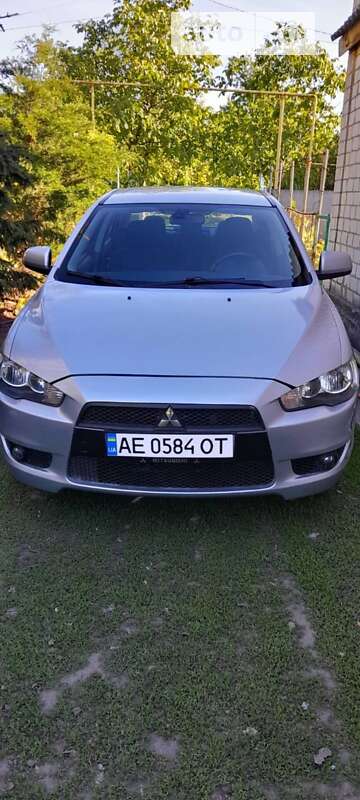 2011 mitsubishi lancer