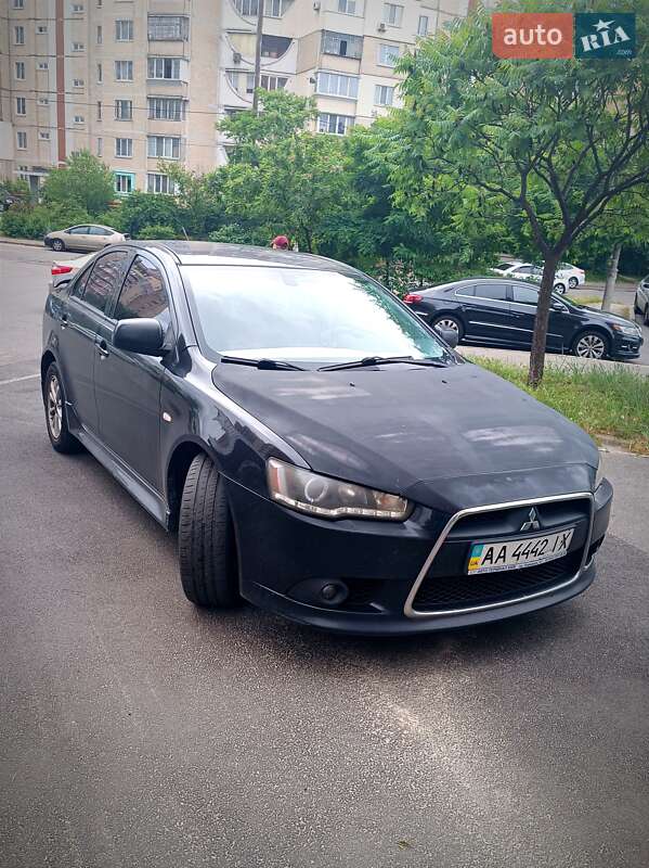 2011 mitsubishi lancer