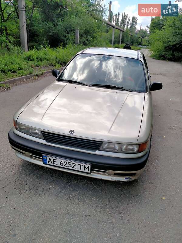 1989 mitsubishi galant