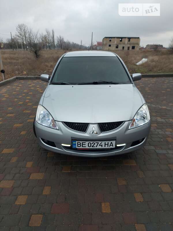 2005 mitsubishi lancer