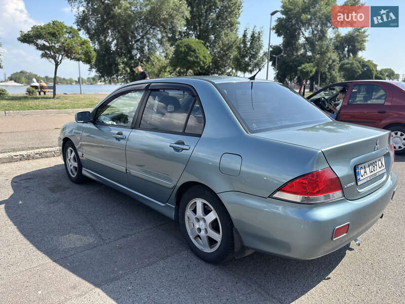 2005 mitsubishi lancer