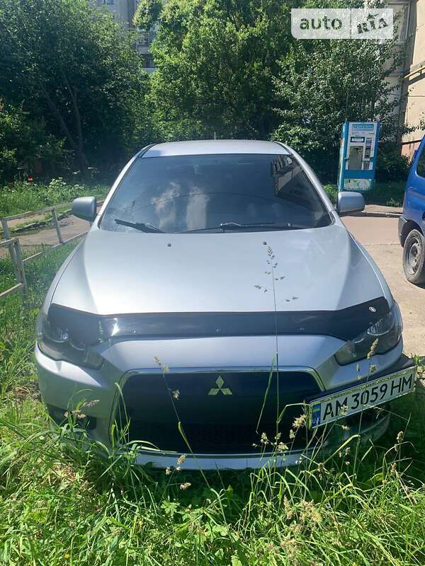 2012 mitsubishi lancer