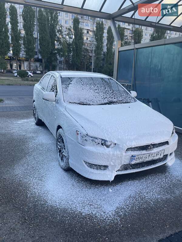 2012 mitsubishi lancer