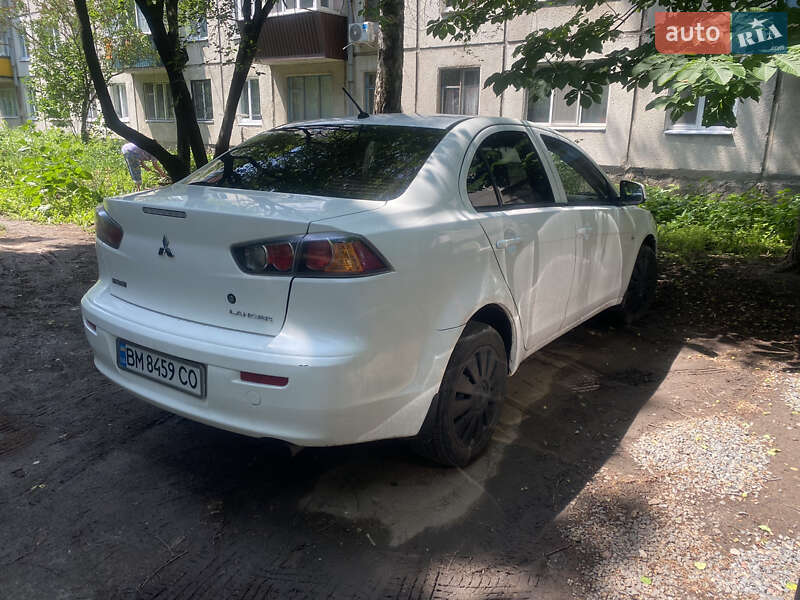 2012 mitsubishi lancer