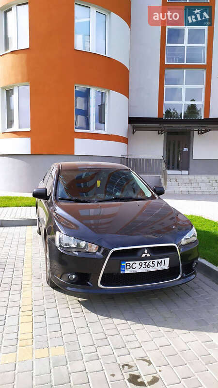 2013 mitsubishi lancer
