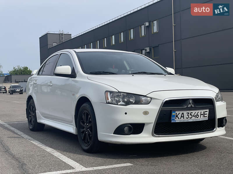 2013 mitsubishi lancer x