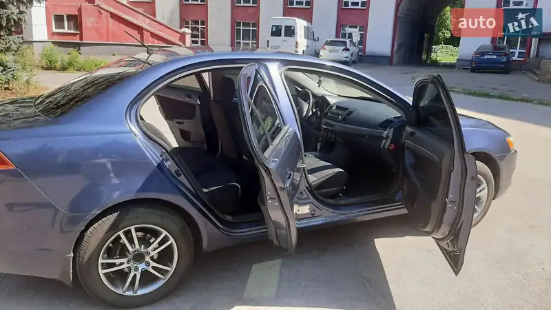 2008 mitsubishi lancer