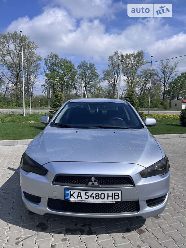 2009 mitsubishi lancer