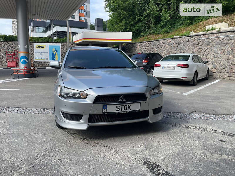 2009 mitsubishi lancer
