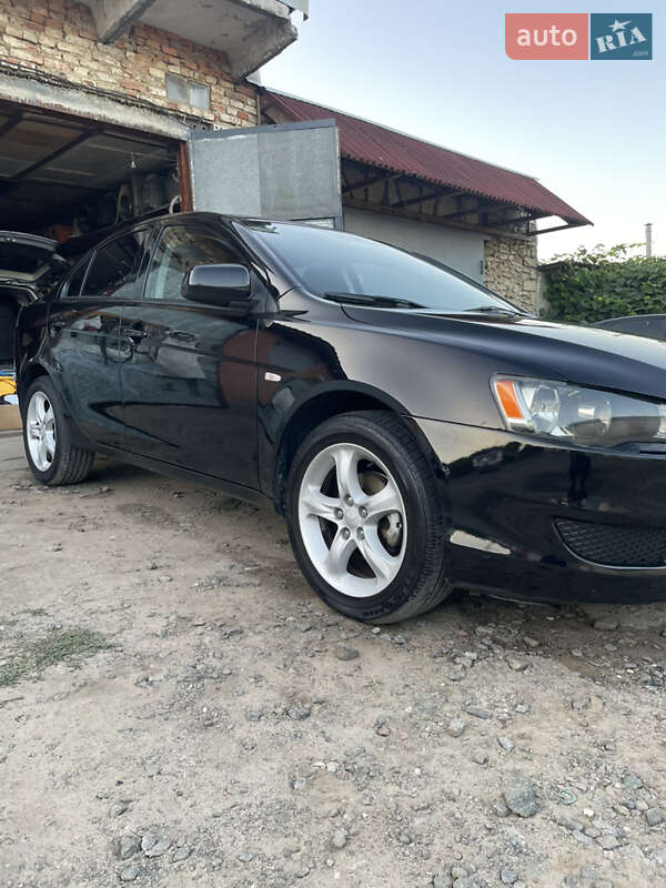 2011 mitsubishi lancer x
