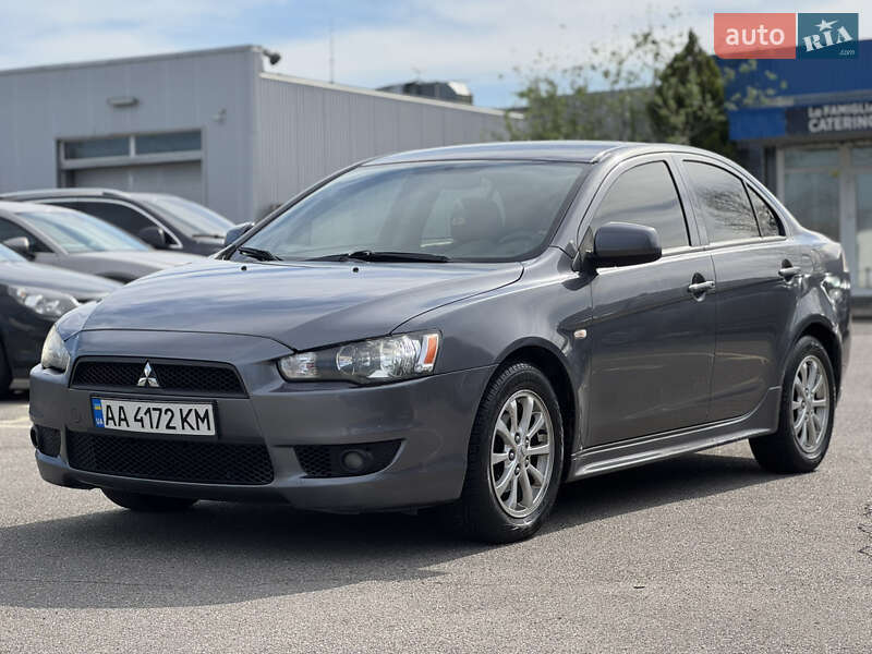 2010 mitsubishi lancer