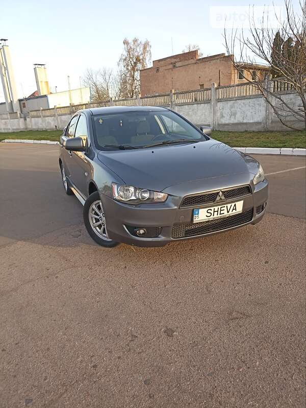 2011 mitsubishi lancer