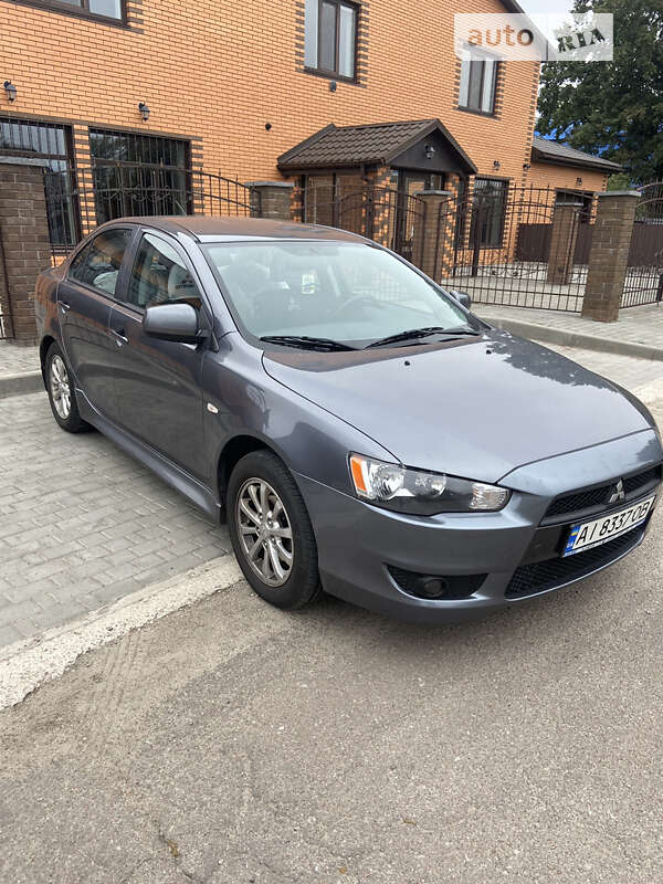 2011 mitsubishi lancer