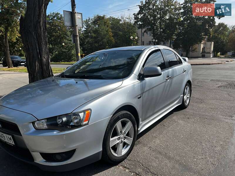 2009 mitsubishi lancer