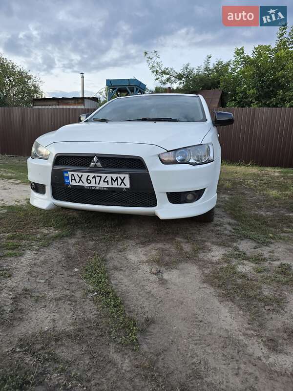 2009 mitsubishi lancer