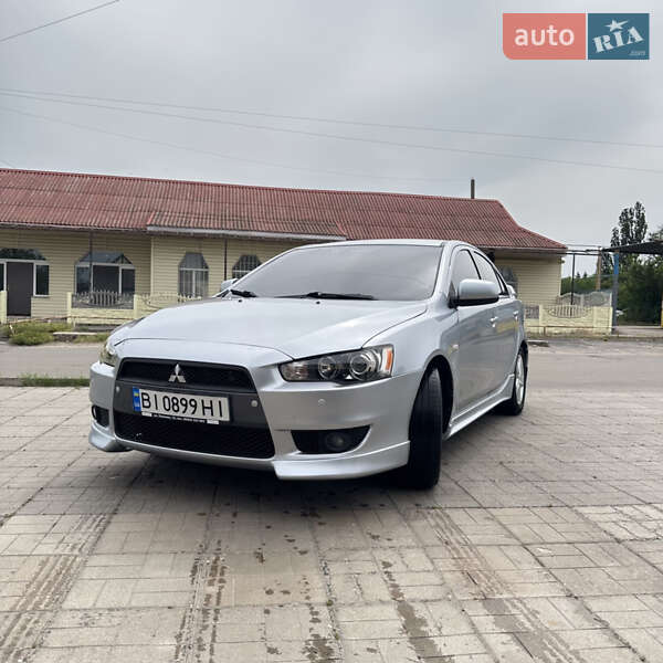 2010 mitsubishi lancer