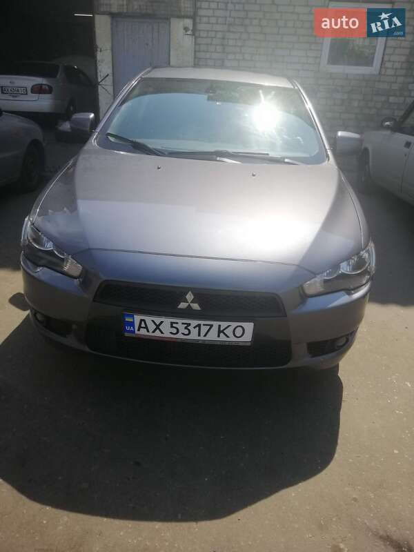2011 mitsubishi lancer