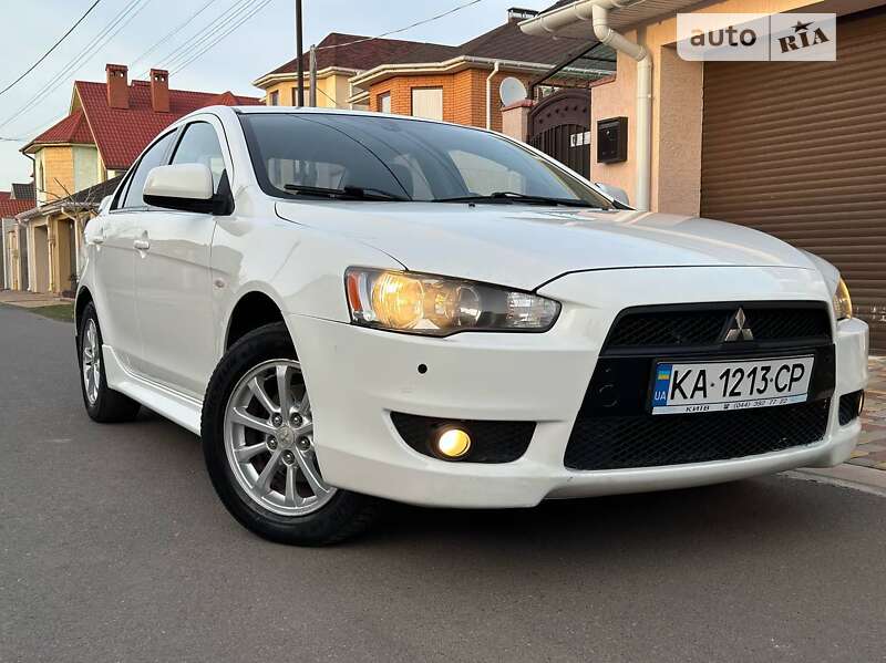 2011 mitsubishi lancer