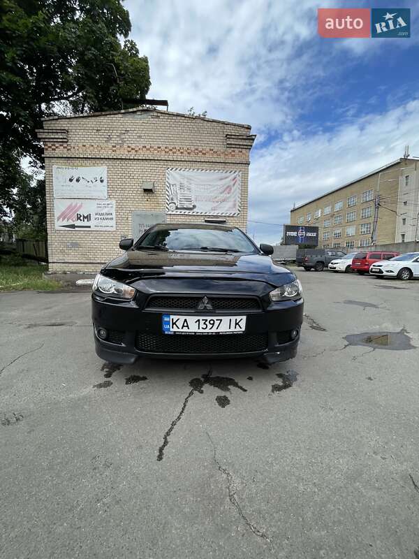 2011 mitsubishi lancer