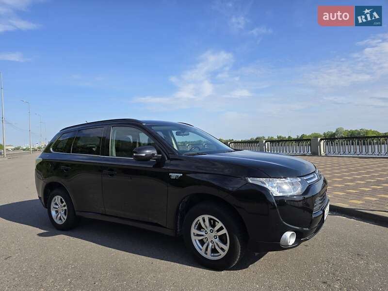 2014 mitsubishi outlander