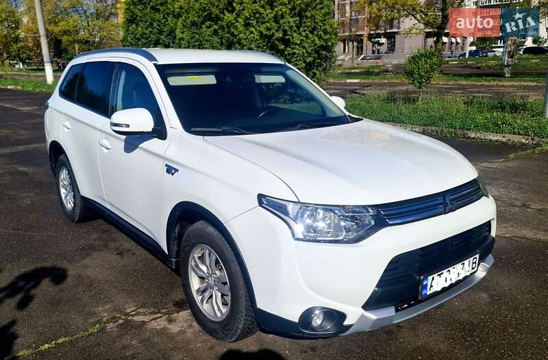 2014 mitsubishi outlander