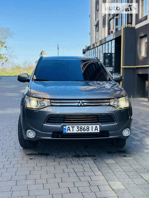 2014 mitsubishi outlander