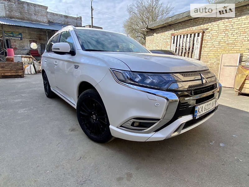 2019 mitsubishi outlander
