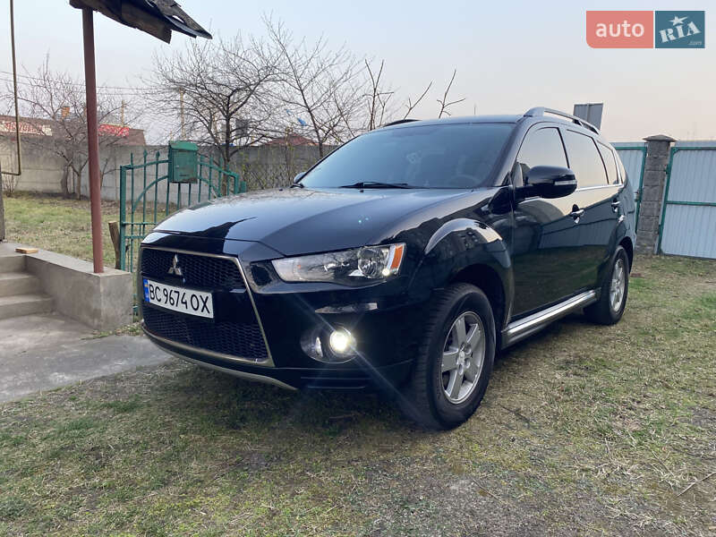 2010 mitsubishi outlander