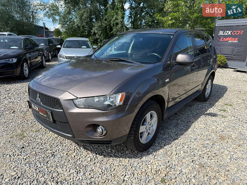 2010 mitsubishi outlander