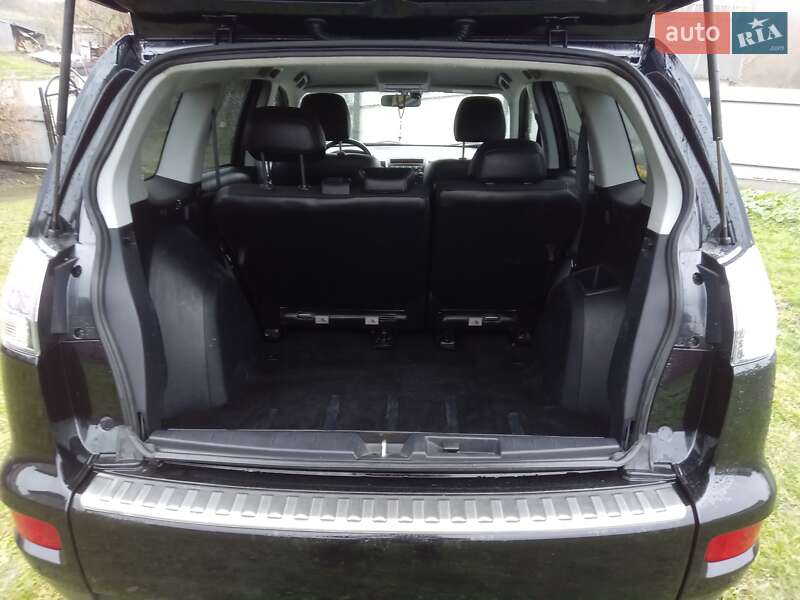 2010 mitsubishi outlander