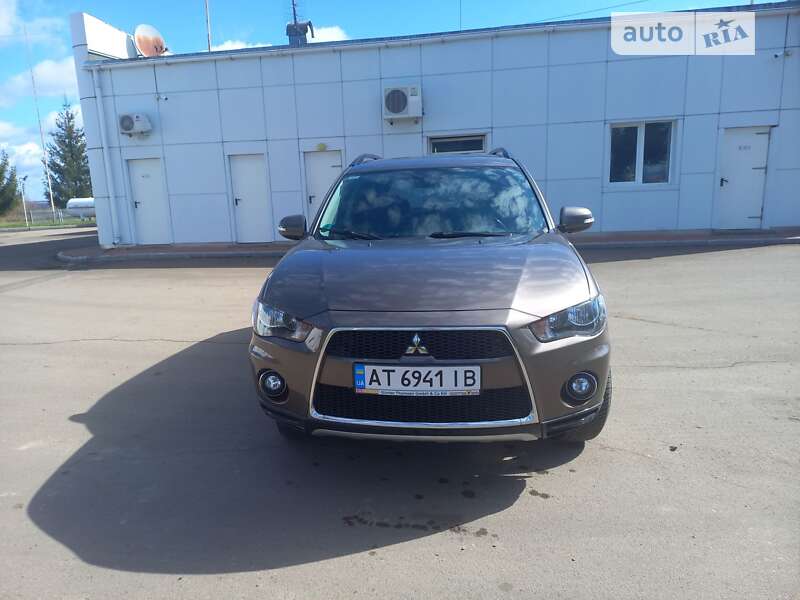 2010 mitsubishi outlander