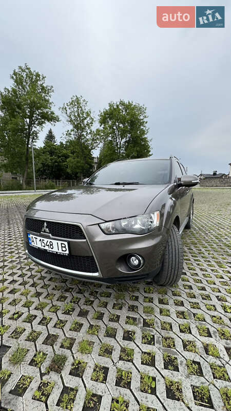 2010 mitsubishi outlander