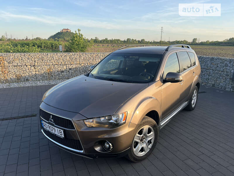 2010 mitsubishi outlander