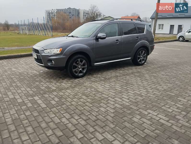 2011 mitsubishi outlander