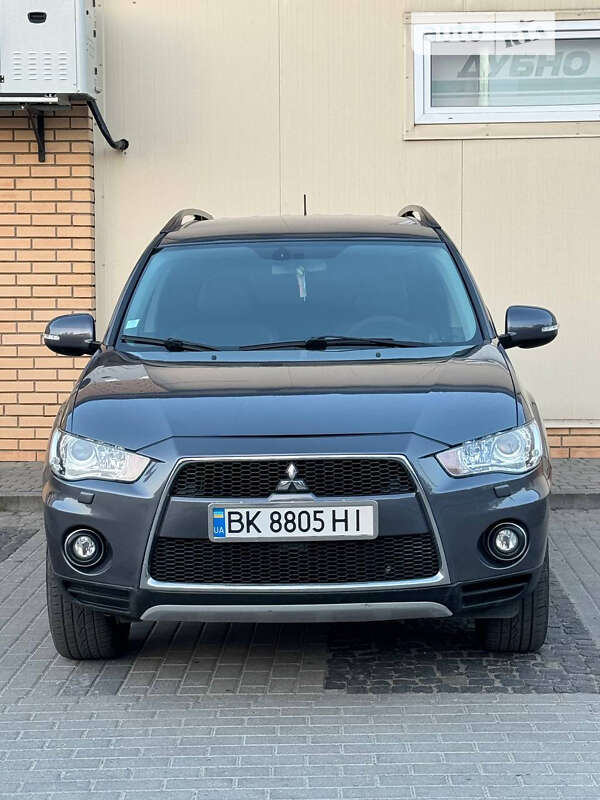 2011 mitsubishi outlander