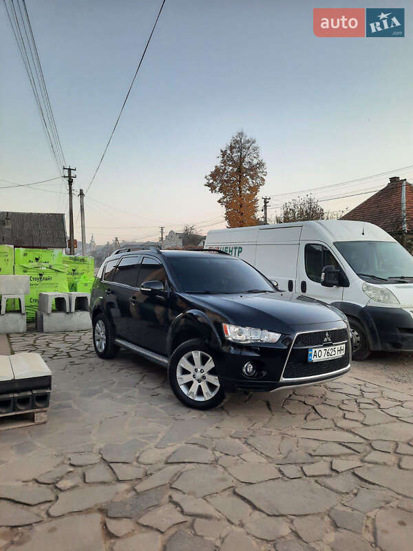 2011 mitsubishi outlander