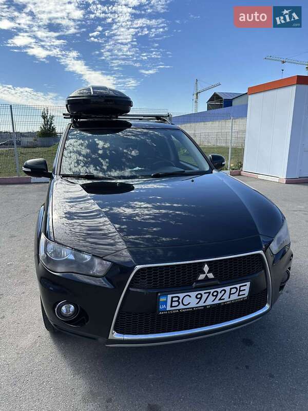 2012 mitsubishi outlander