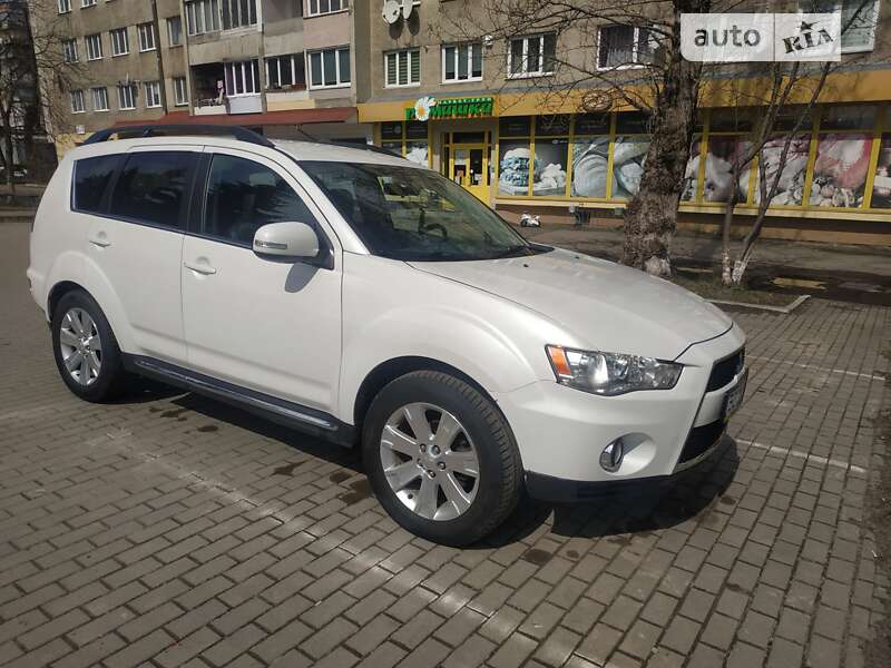 2011 mitsubishi outlander