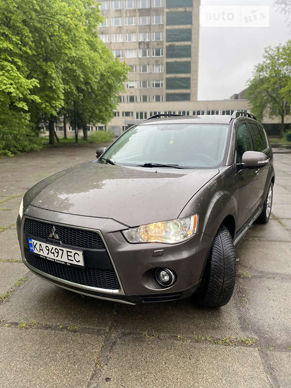 2011 mitsubishi outlander