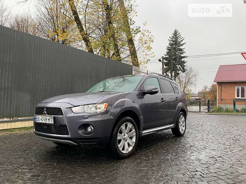 2011 mitsubishi outlander
