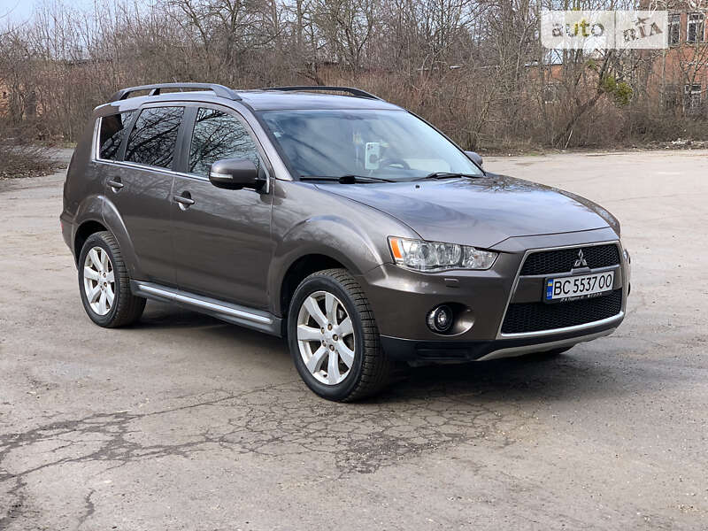 2011 mitsubishi outlander