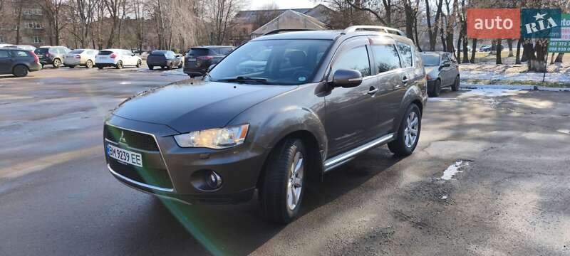 2010 mitsubishi outlander xl