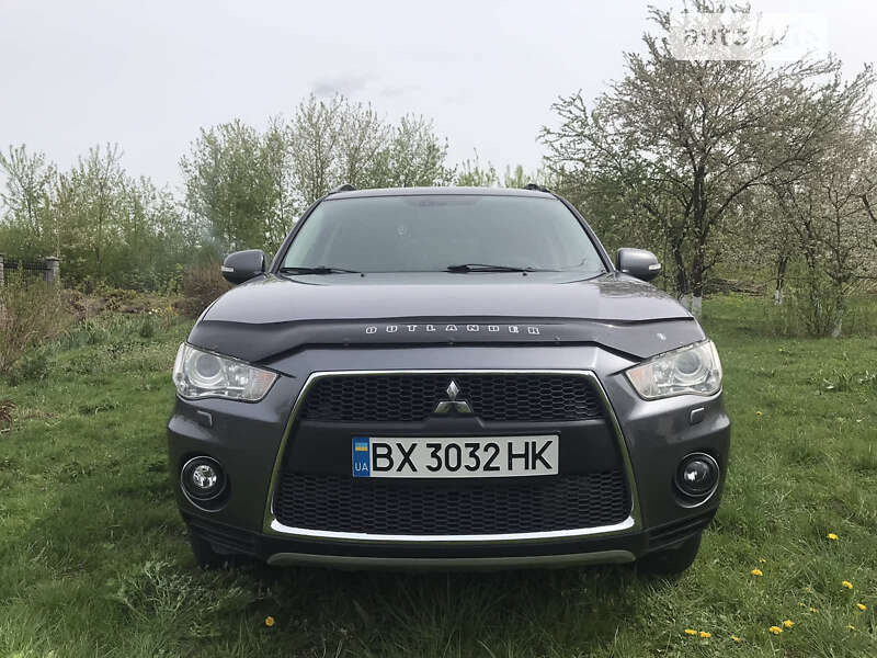 2010 mitsubishi outlander